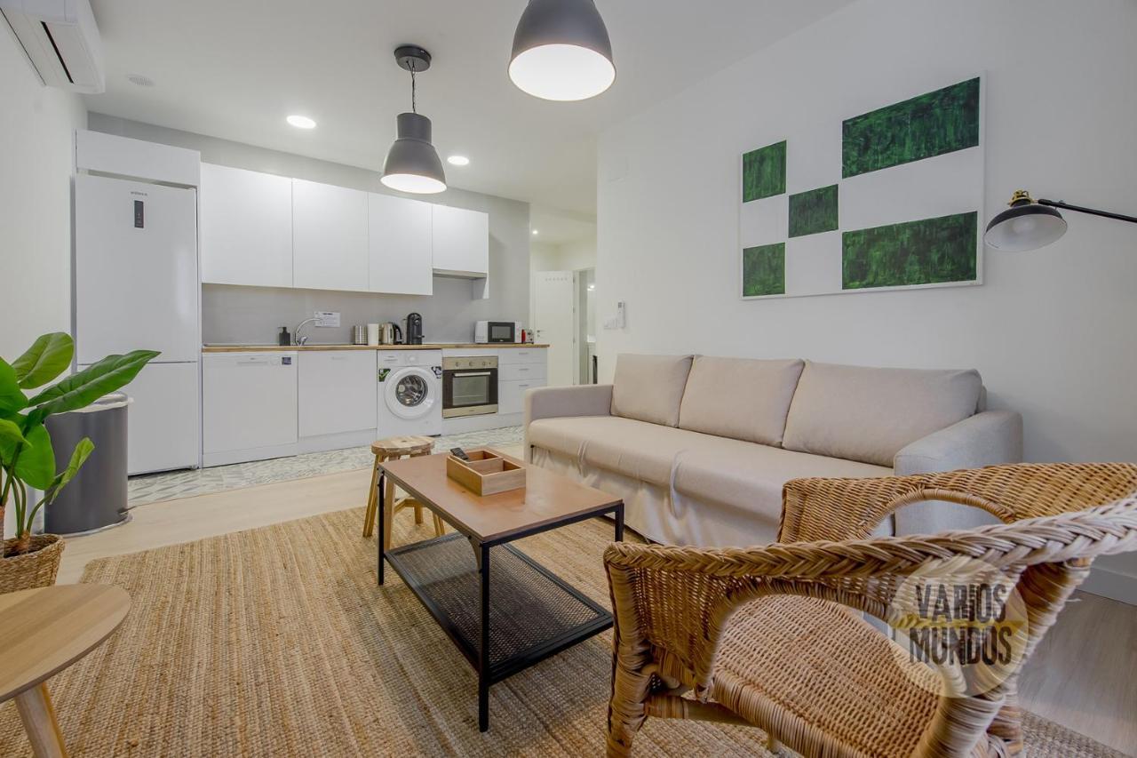 Spacious New Apartment Para 7 En La Plaza De Tirso De Molina มาดริด ภายนอก รูปภาพ