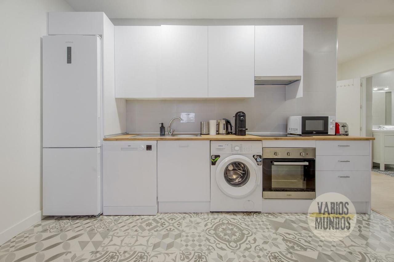 Spacious New Apartment Para 7 En La Plaza De Tirso De Molina มาดริด ภายนอก รูปภาพ