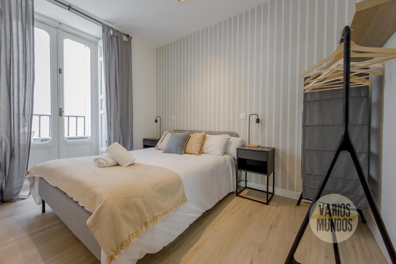 Spacious New Apartment Para 7 En La Plaza De Tirso De Molina มาดริด ภายนอก รูปภาพ